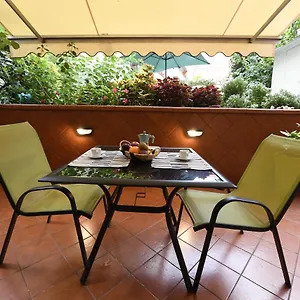  Apartment Il Giardino Nascosto